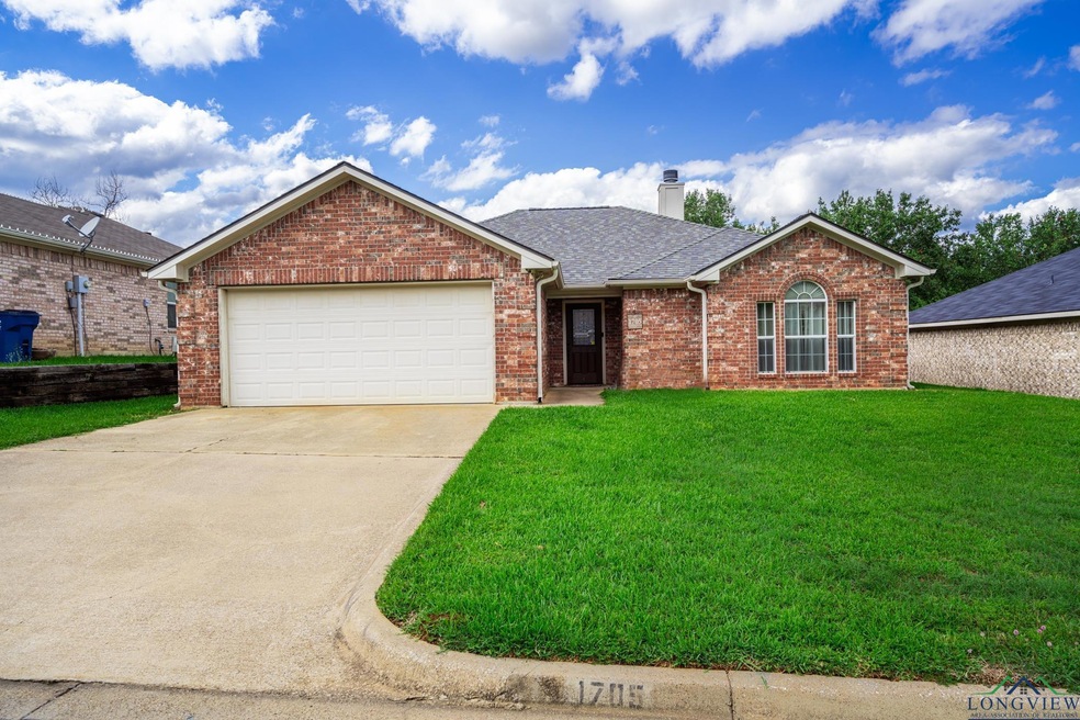 1705 Emily Ln, Kilgore, TX 75662 - photo 1