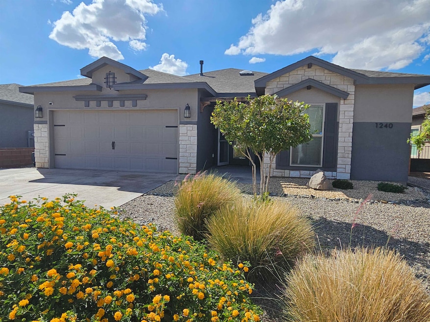 For Sale $375,000 • Co-Listing Agent