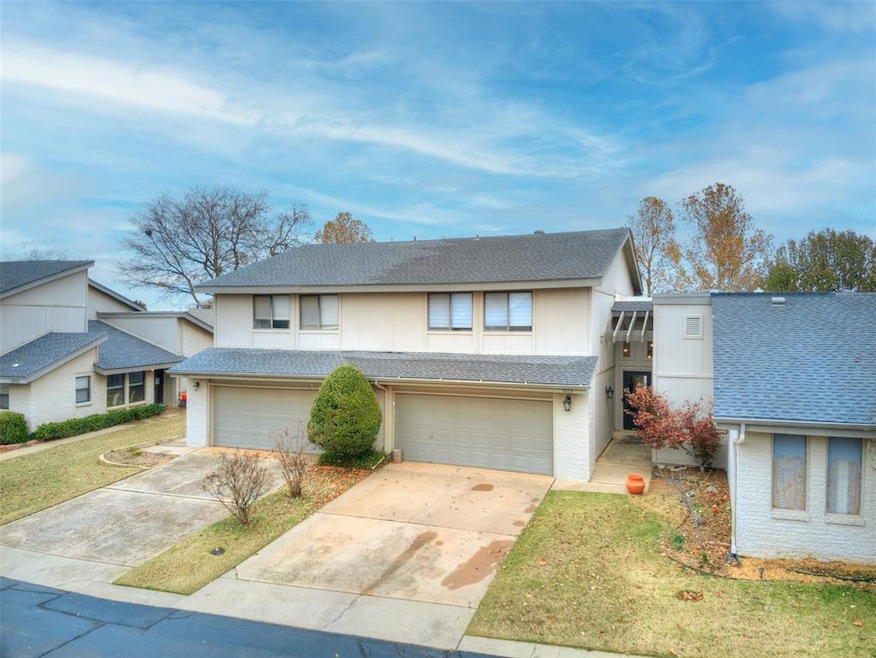 9803 Hefner Village Place, Oklahoma City, OK 73162 - photo 1