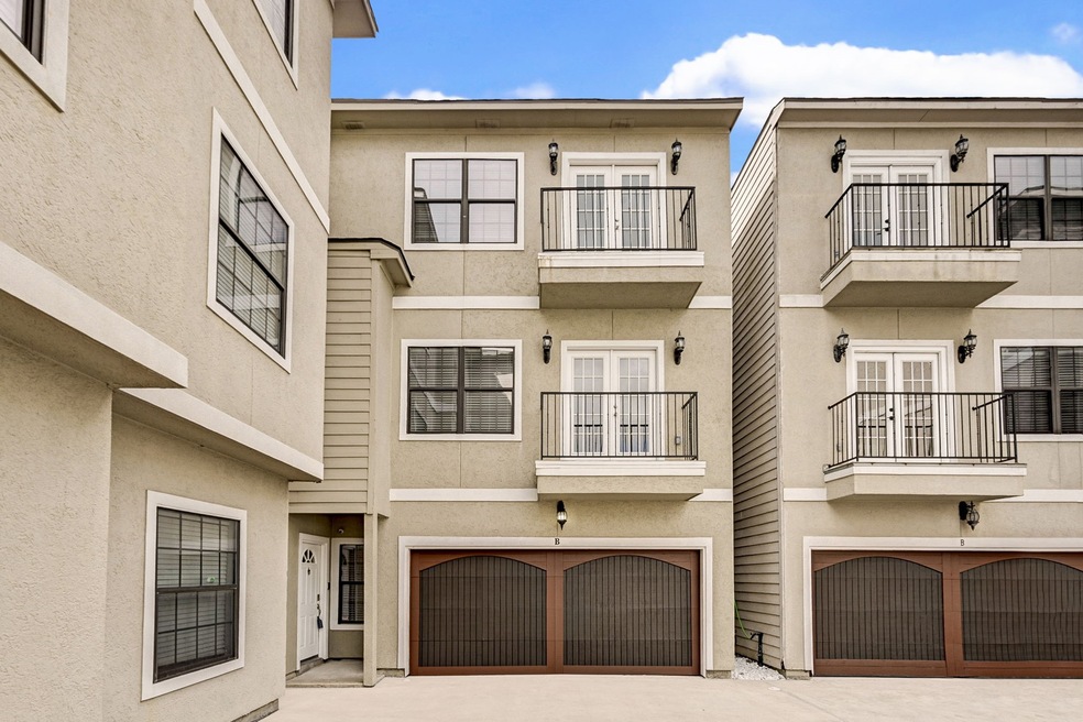 4205 Marina St unit B, Houston, TX 77007 - photo 1