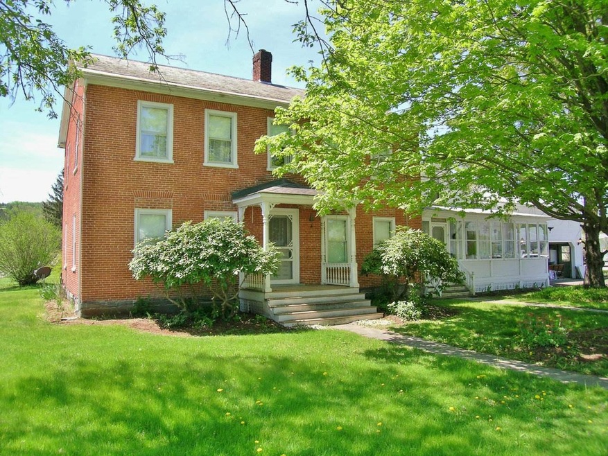 23 Huntington Rd, Richmond, VT 05477 - photo 1