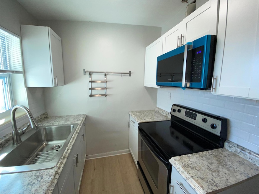 For Rent $1,900/month