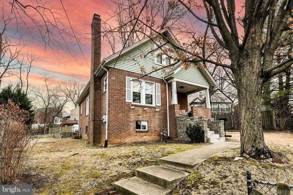 1601 N Roosevelt St, Arlington, VA 22205 - photo 1