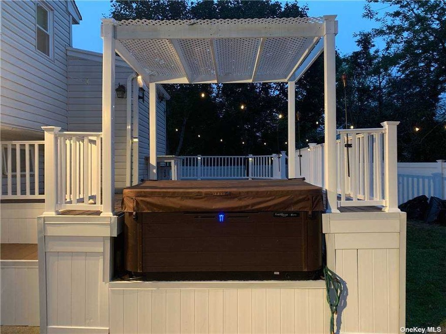 708 Jay Way, Baldwin, NY 11510 - photo 1