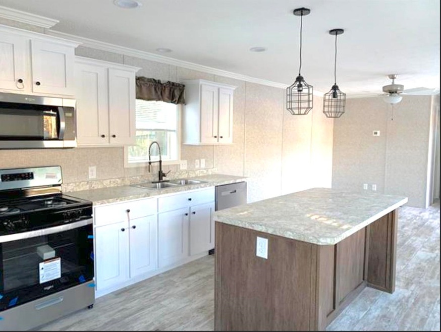 85 Jamey Dr, Rochester, NH 03868 - photo 1