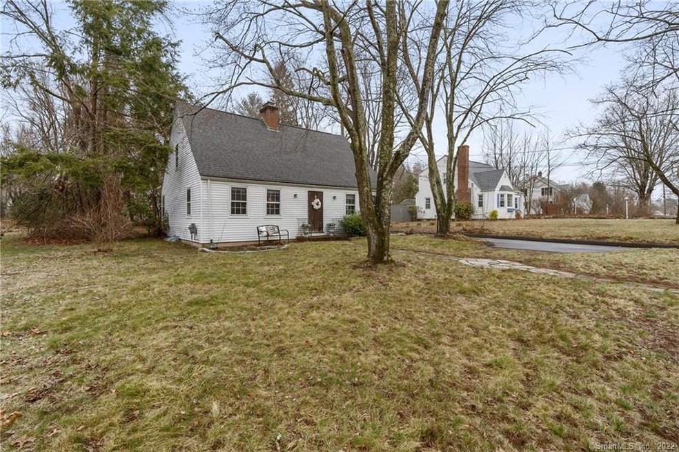 373 Griswold St, Glastonbury, CT 06033 - photo 1