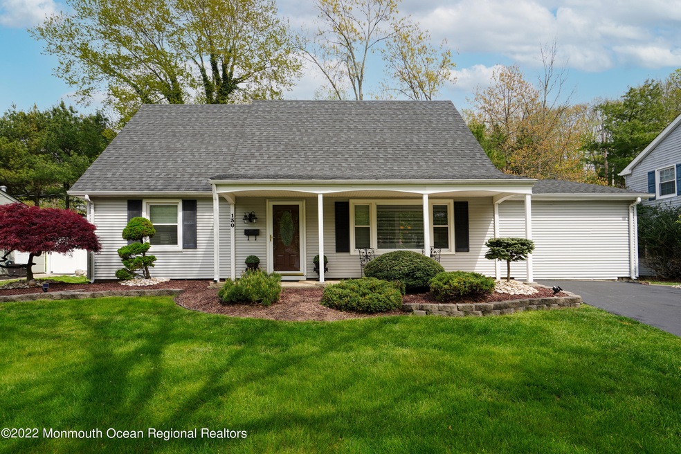 130 Idlebrook Ln, Matawan, NJ 07747 - photo 1