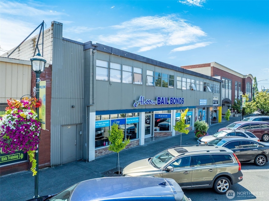 For Sale $1,725,000 • Co-Listing Agent