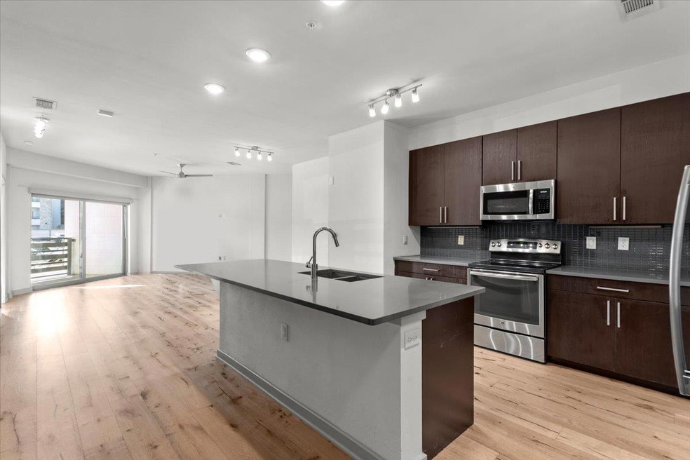 Greenview on Barton Creek unit 110, Austin, TX 78704 - photo 1