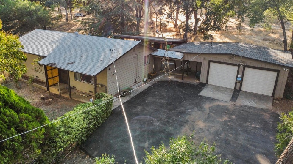 Sold $460,000 • Co-Listing Agent