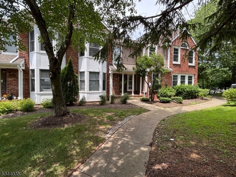 135 Hawthorne Ct, Rockaway, NJ 07866 - photo 1