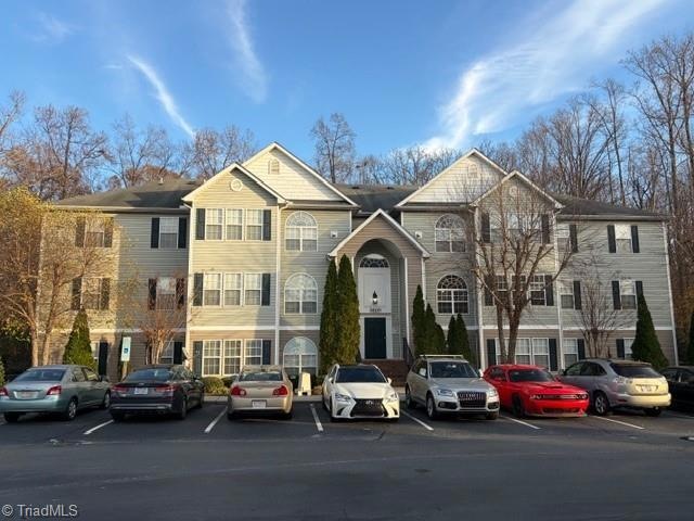 2600 Pennoak Way unit H, Greensboro, NC 27407 - photo 1