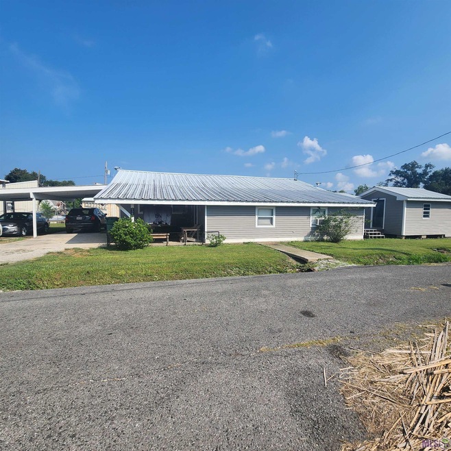 125 E 148th St, Galliano, LA 70354 - photo 1