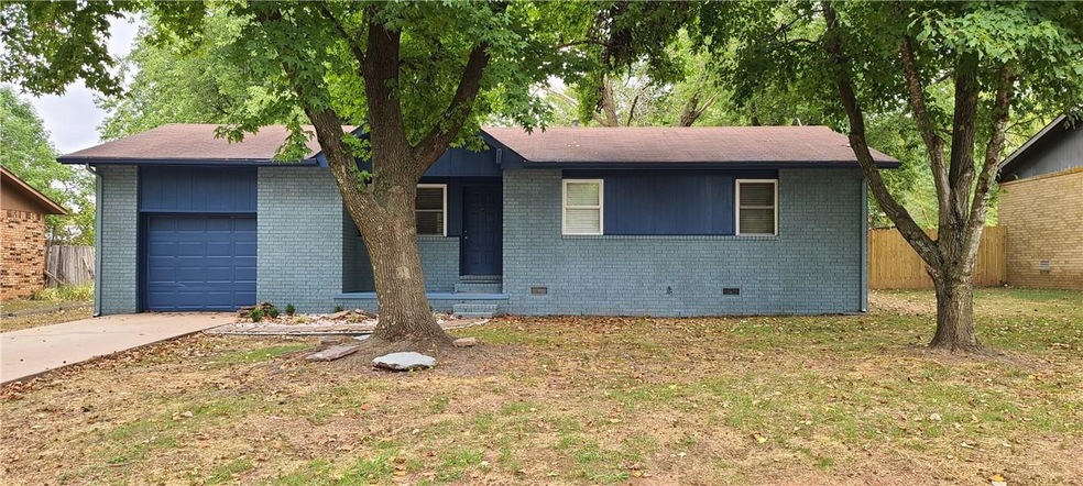 200 NW K St, Bentonville, AR 72712 - photo 1