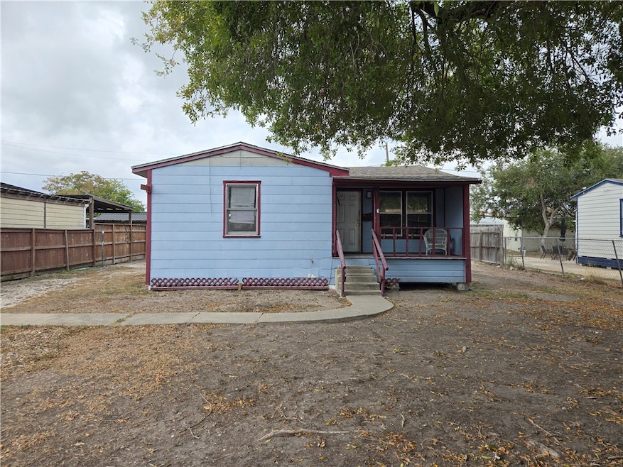1309 Melbourne Dr, Corpus Christi, TX 78415 - photo 1