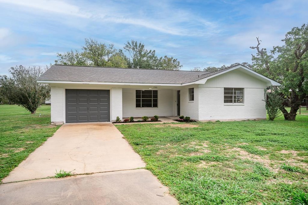 2581 Cr 212 Norvell, Bay City, TX 77414 - photo 1