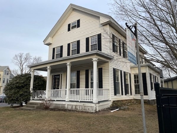 272 Main St unit 1, Wakefield, MA 01880 - photo 1