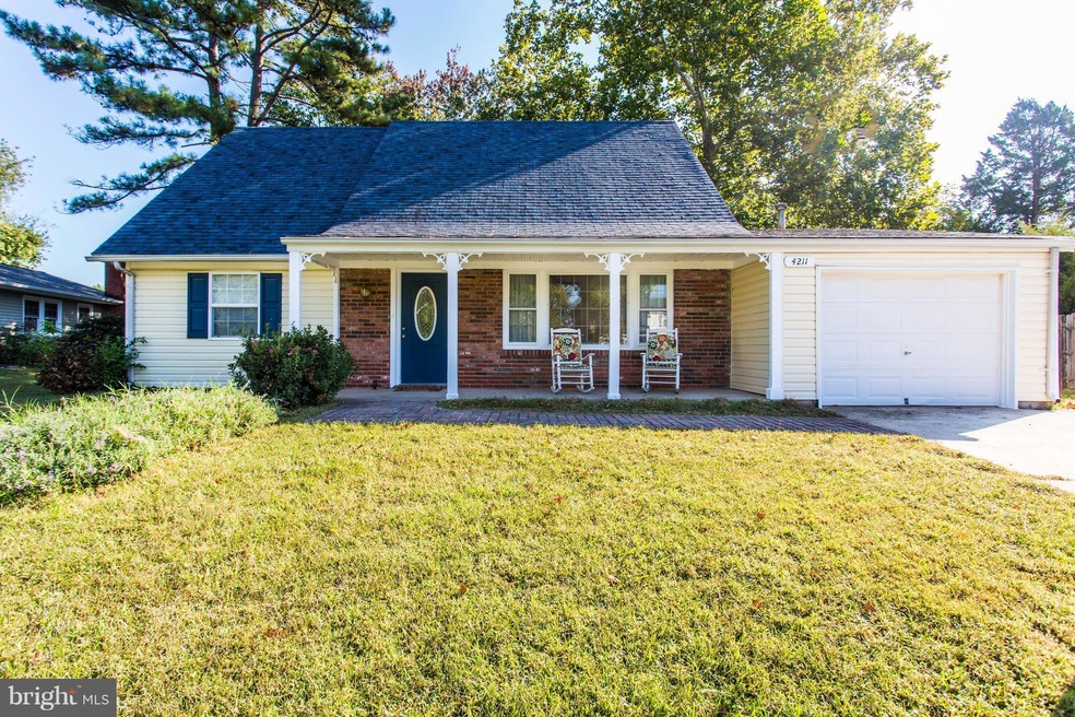 4211 Pinefield Ct, Fairfax, VA 22033 - photo 1