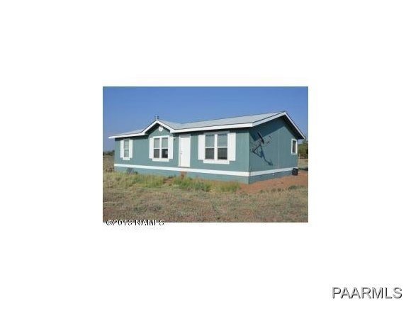 44520 N Honeysuckle Rd, Ash Fork, AZ 86320 - photo 1