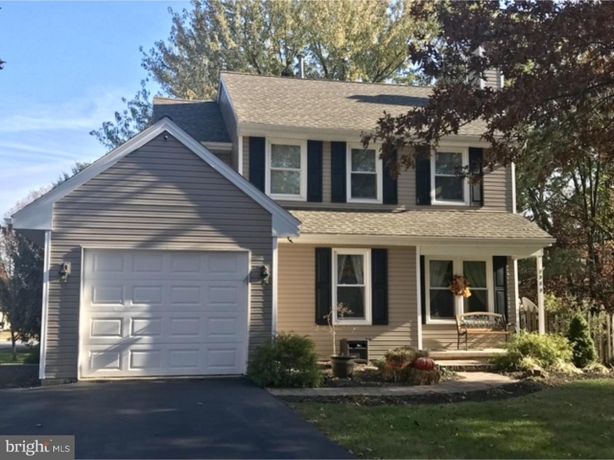 989 Rill Rd, Reading, PA 19606 - photo 1