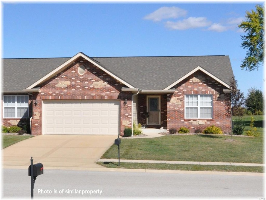 7088 Remington Villa Dr, Maryville, IL 62062 - photo 1