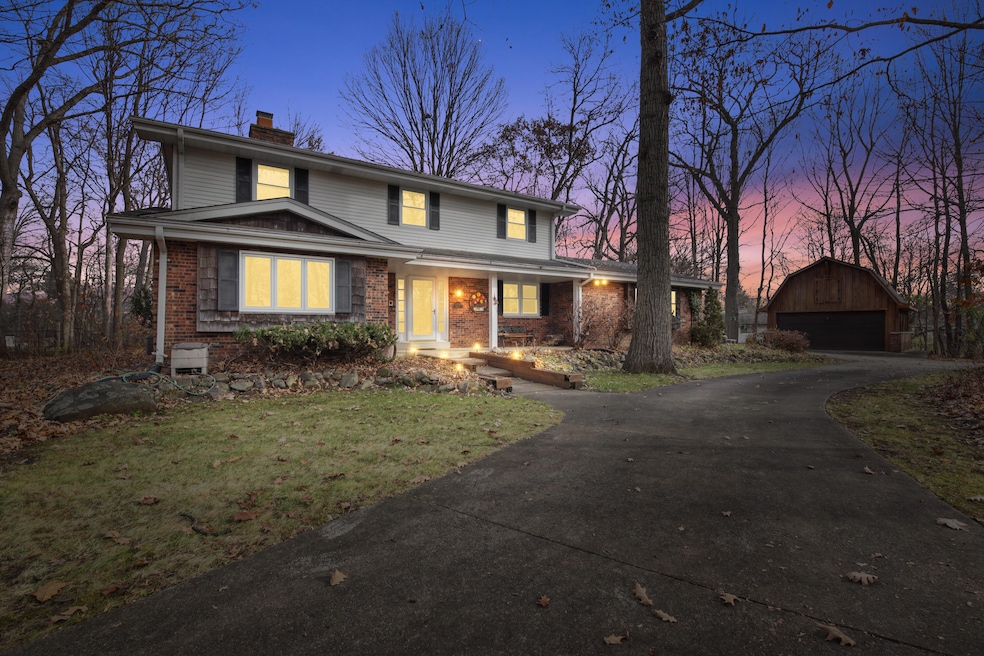 2550 Harmony Cir, Brookfield, WI 53045 - photo 1