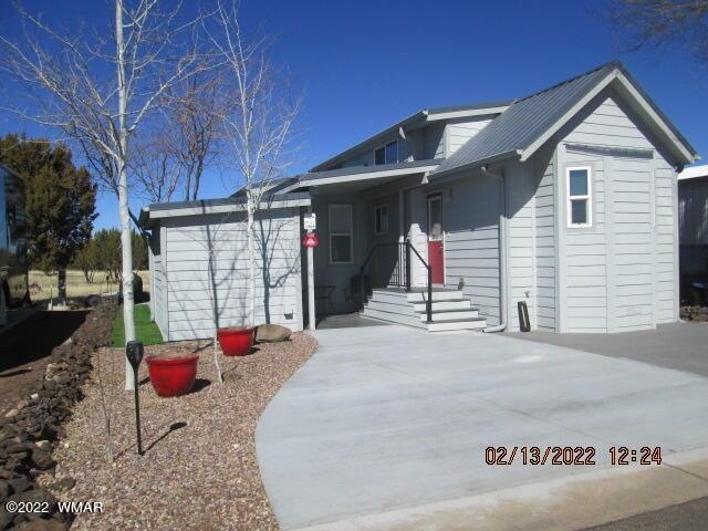 2 Bedrooms 1.5 Baths