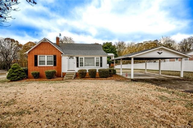 118 Martin Ln unit 43 & 44, Statesville, NC 28625 - photo 1