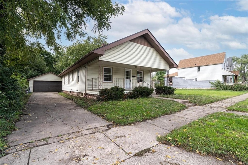 2425 Cedar St, Anderson, IN 46016 - photo 1