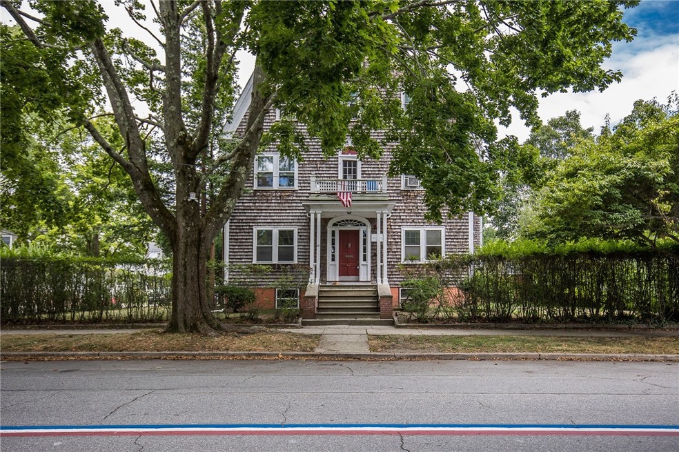 82 High St unit 1N, Bristol, RI 02809 - photo 1