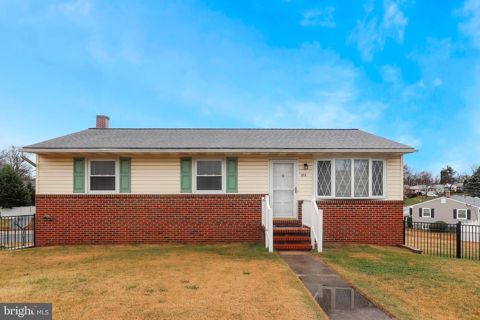 614 Luther St, Brooklyn, MD 21225 - photo 1