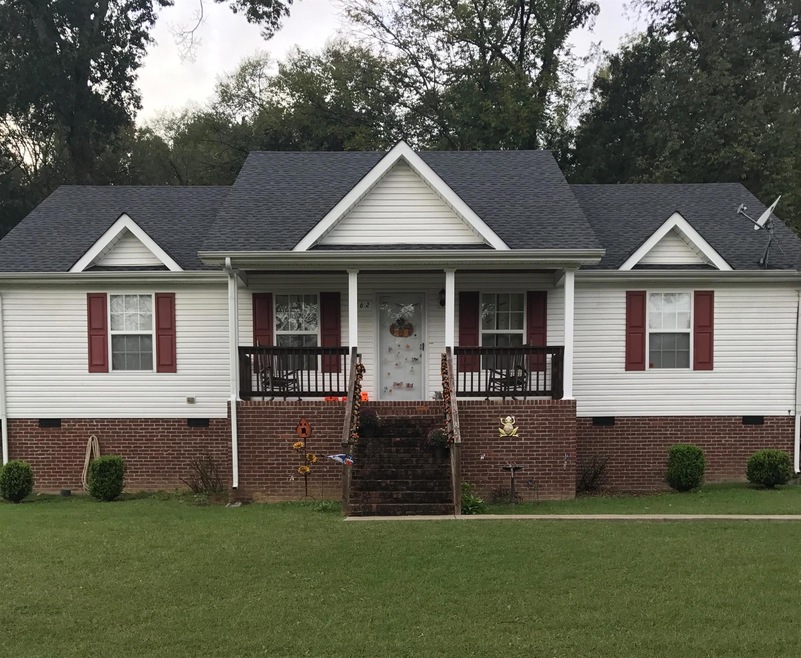 Welcome Home to 962 Foxboro Drive, Lewisburg, TN.