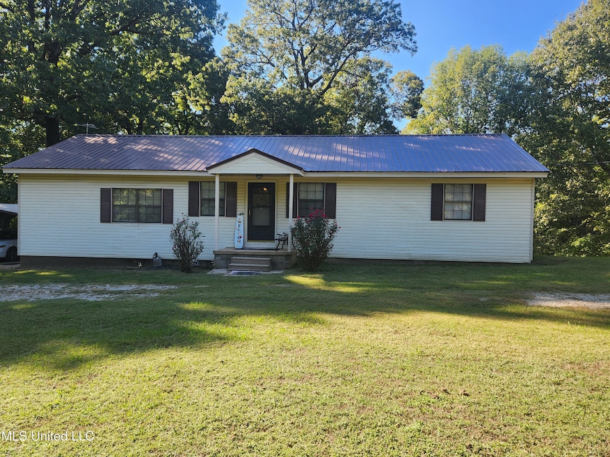 951 Wetonga Ln, Hernando, MS 38632 - photo 1