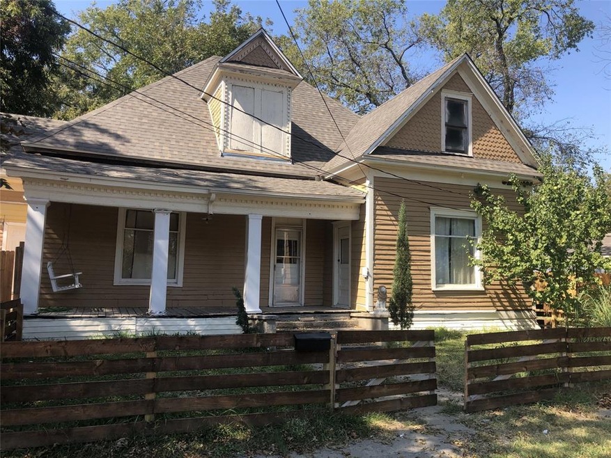 515 N Commerce St unit A, Gainesville, TX 76240 - photo 1