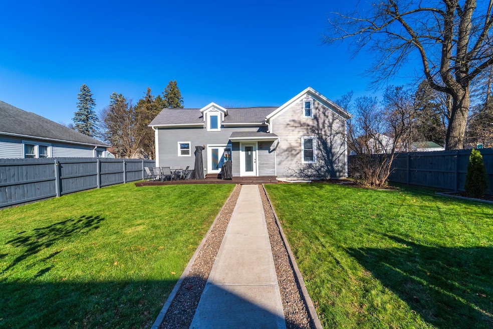 For Sale $205,000 • Co-Listing Agent