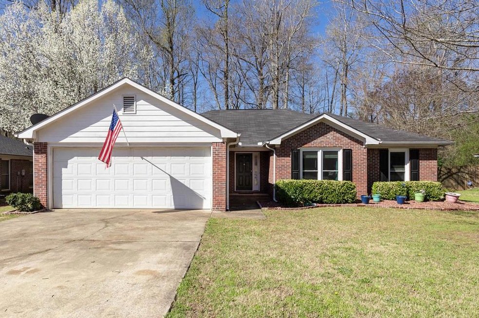 7305 Stone Creek Ln, Columbus, GA 31909 - photo 1