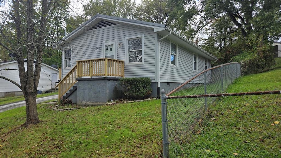 For Rent $1,300/month • Co-Listing Agent