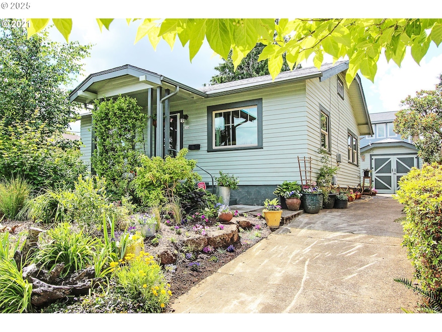 244 NE Buffalo St, Portland, OR 97211 - photo 1