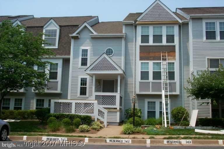 12947B Grays Pointe Rd unit 12947B, Fairfax, VA 22033 - photo 1