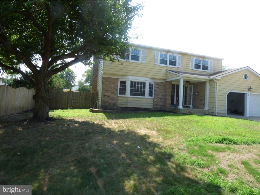 867 Lafayette Dr, Mount Laurel, NJ 08054 - photo 1