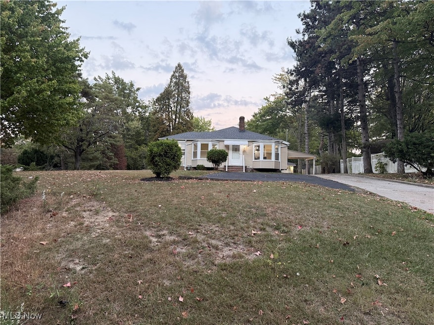 6475 Broadview Rd, Seven Hills, OH 44131 - photo 1