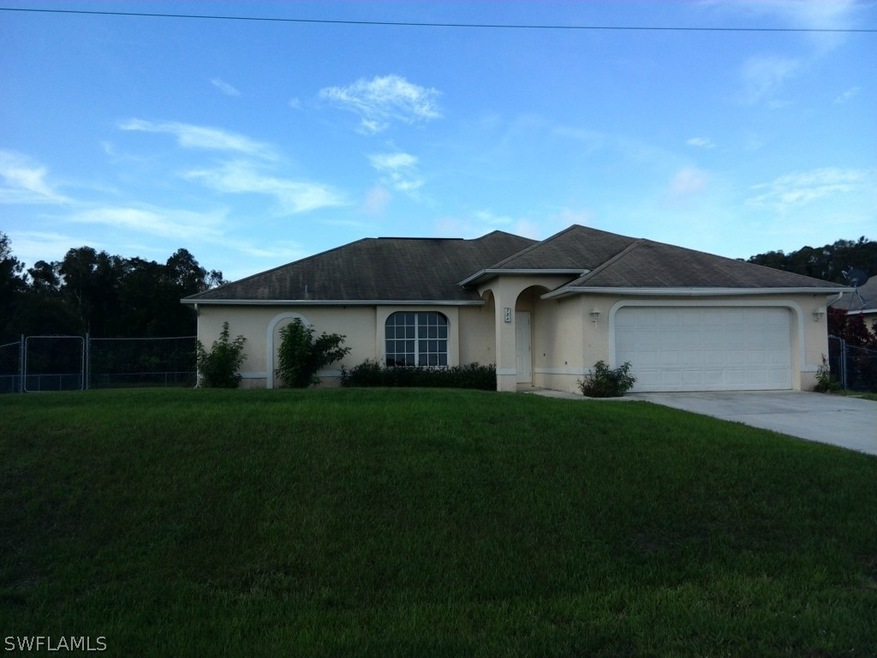 334 Marabou Dr, Lehigh Acres, FL 33974 - photo 1
