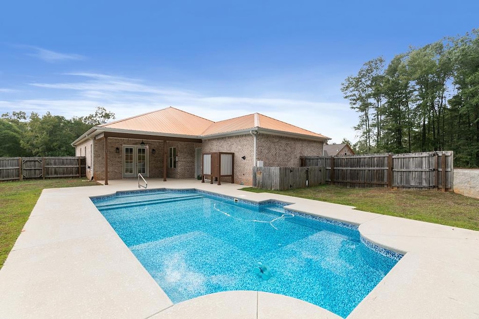 127 Pierces Station, Ozark, AL 36360 - photo 1