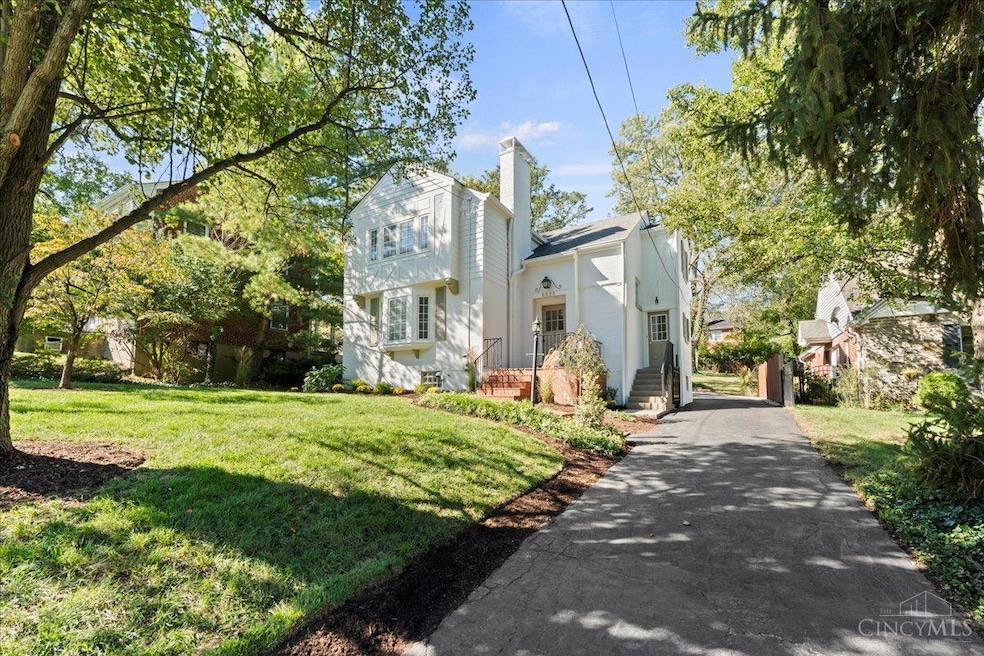 6525 Ridge Ave, Cincinnati, OH 45213 - photo 1