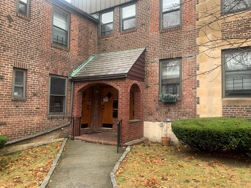 76-9 Ditmars Blvd, East Elmhurst, NY 11370 - photo 1