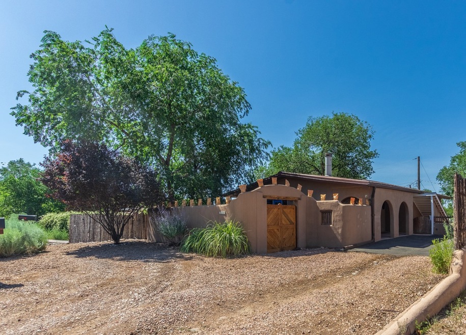 608 Rio Grande Ave, Santa Fe, NM 87501 - photo 1