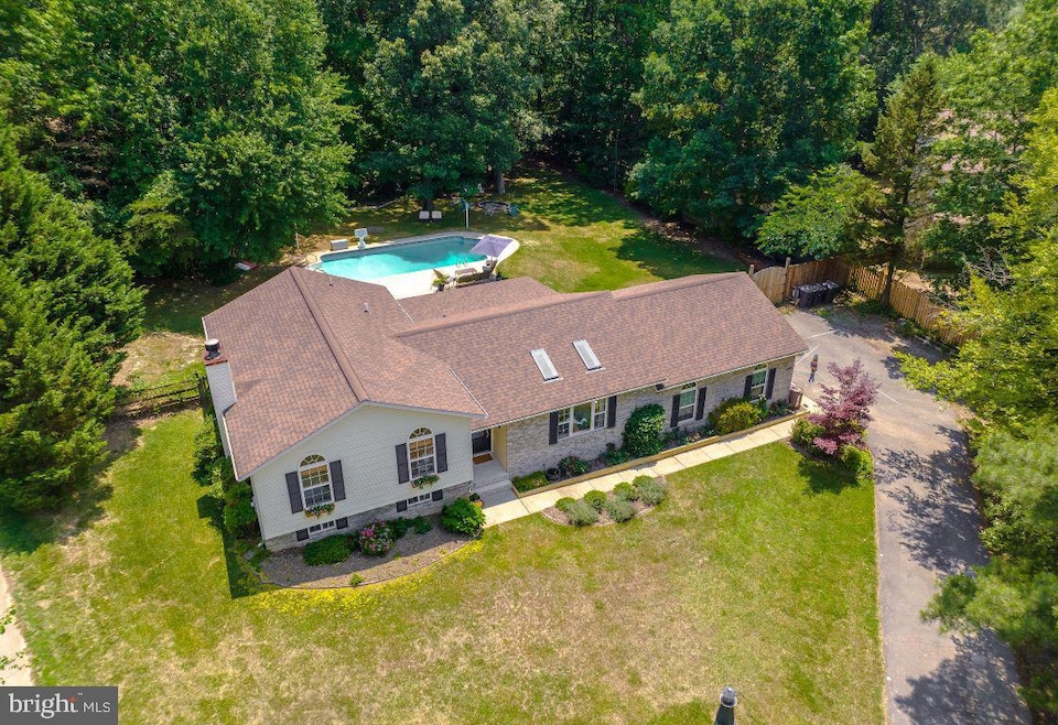 12322 Rashad Cir, Lusby, MD 20657 - photo 1