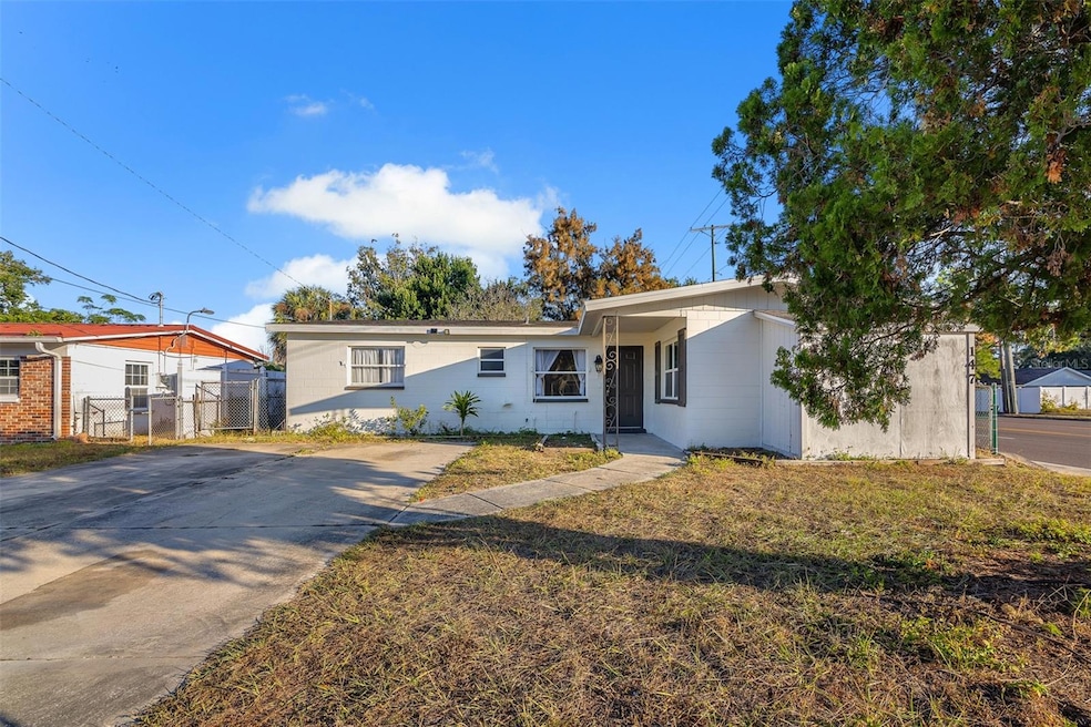 147 Melanie Ln, Brandon, FL 33510 - photo 1