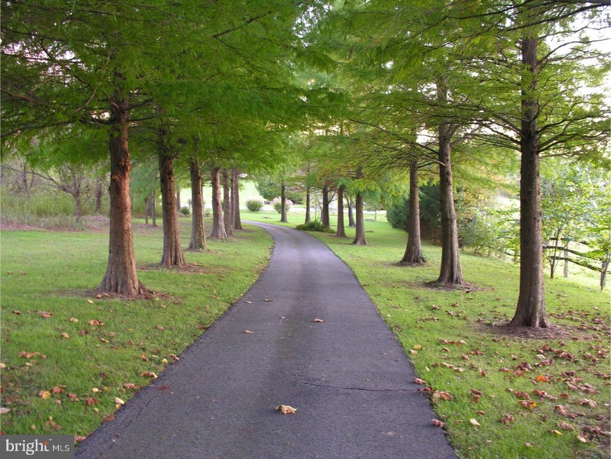 207 Brownbacks Church Rd, Spring City, PA 19475 - photo 1