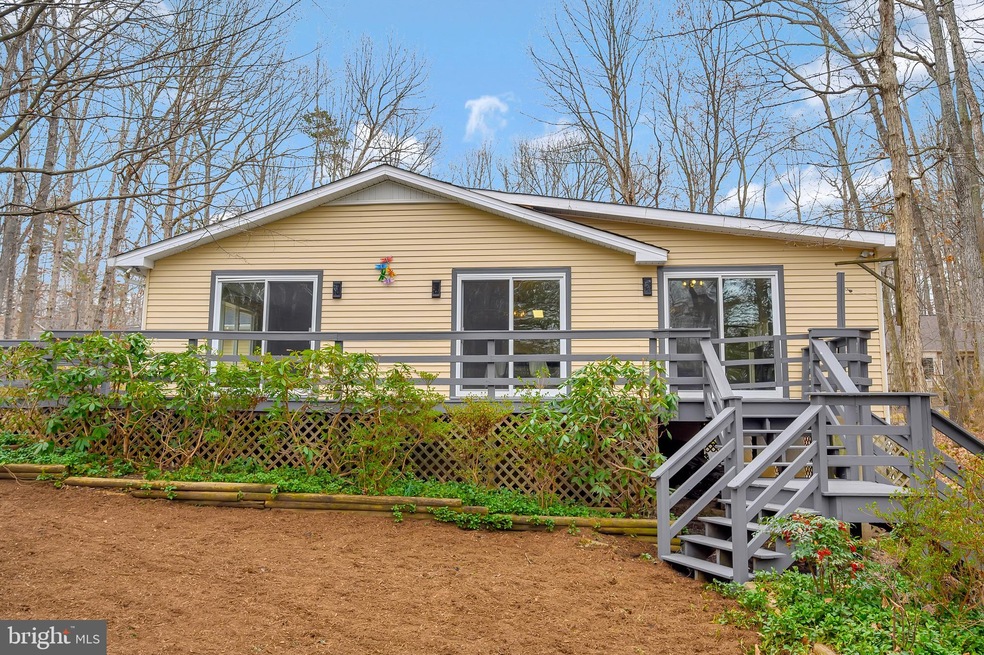 203 Edgehill Dr, Locust Grove, VA 22508 - photo 1